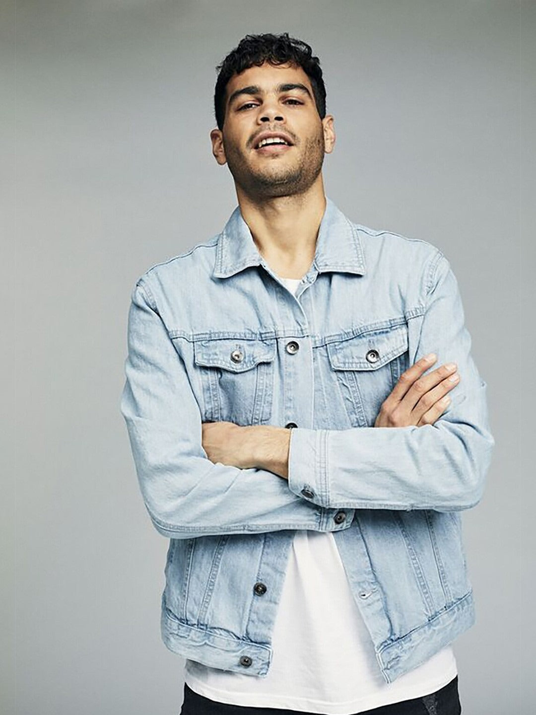 Blue Spread Collar Washed Denim Jacket – Stylish, Breathable Streetwear for Pakistani Men | PARINDA