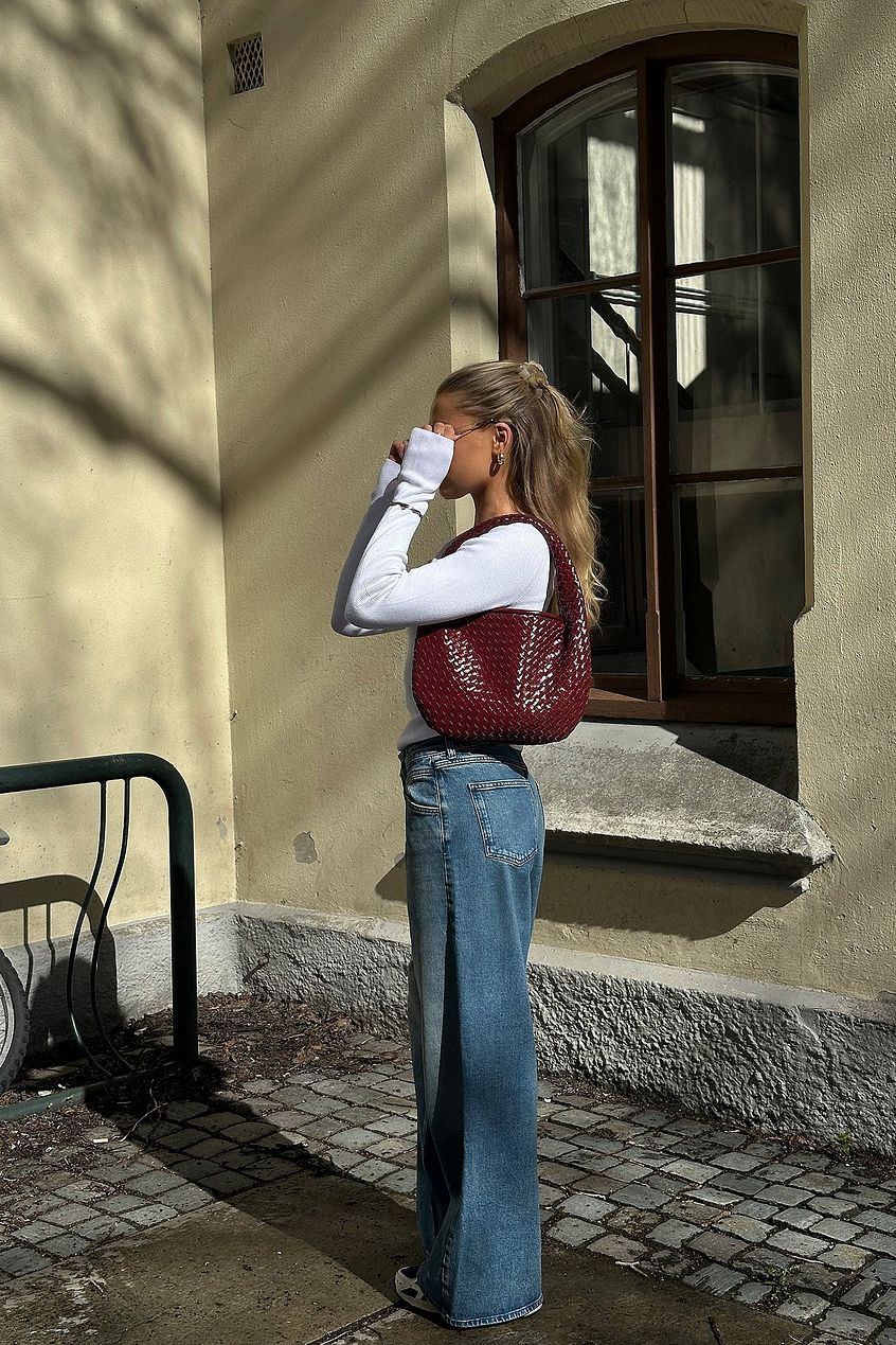 Women Low Waist Wide Leg Jeans with Seam Details – Trendy Low-Rise Baggy Denim, Structured Seams for Shape | PRINDA