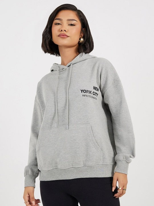 Women Maroon Hooded Hoodie — Maroon Pullover hoodie with Kangaroo Pocket | PRINDA Pakistan
