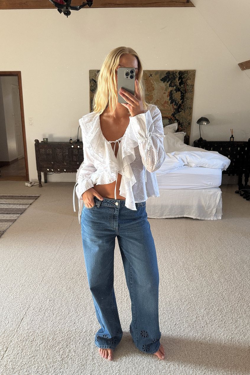 Women Flower Cut Out Mid Waist Jeans – Floral Cutout Denim, Mid-Rise Street Style | PRINDA