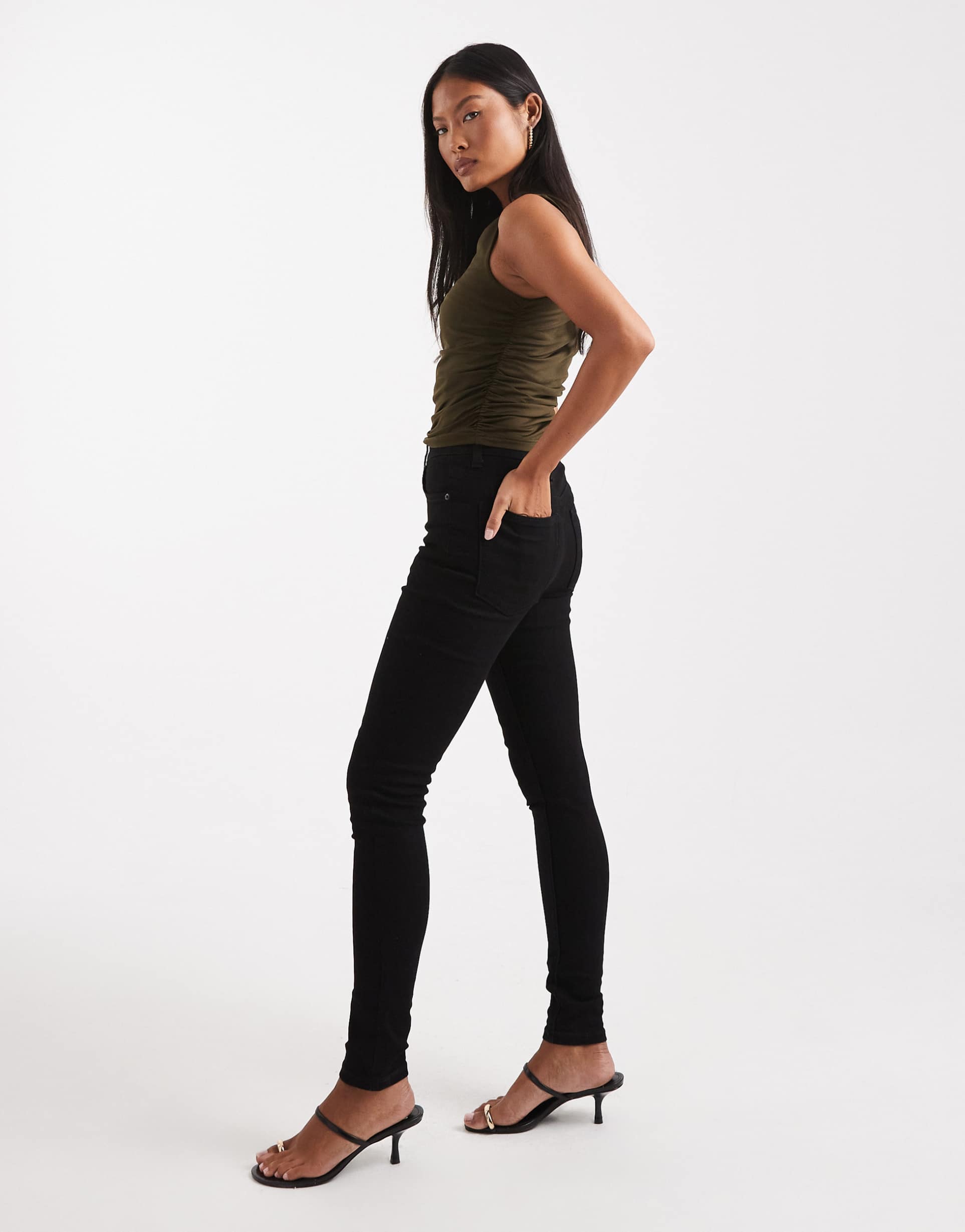 Women Skinny Jeans in Clean Black – Stretchable Slim Fit Denim | PRINDA