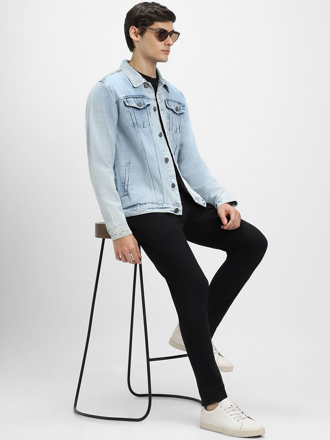 Washed Spread Collar Long Sleeves Denim Jacket for Men – Trendy, Breathable Outerwear for Pakistan | PARINDA