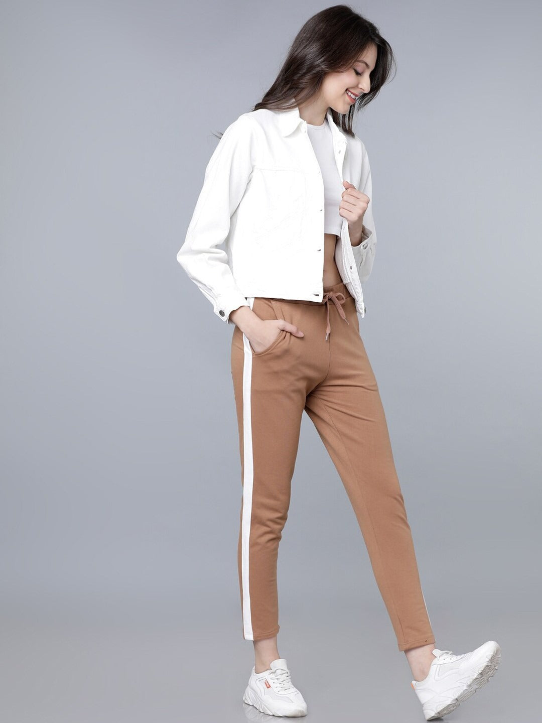 Women White Solid Crop Denim Jacket – Trendy Lightweight Layer for Pakistani Summers | PARINDA
