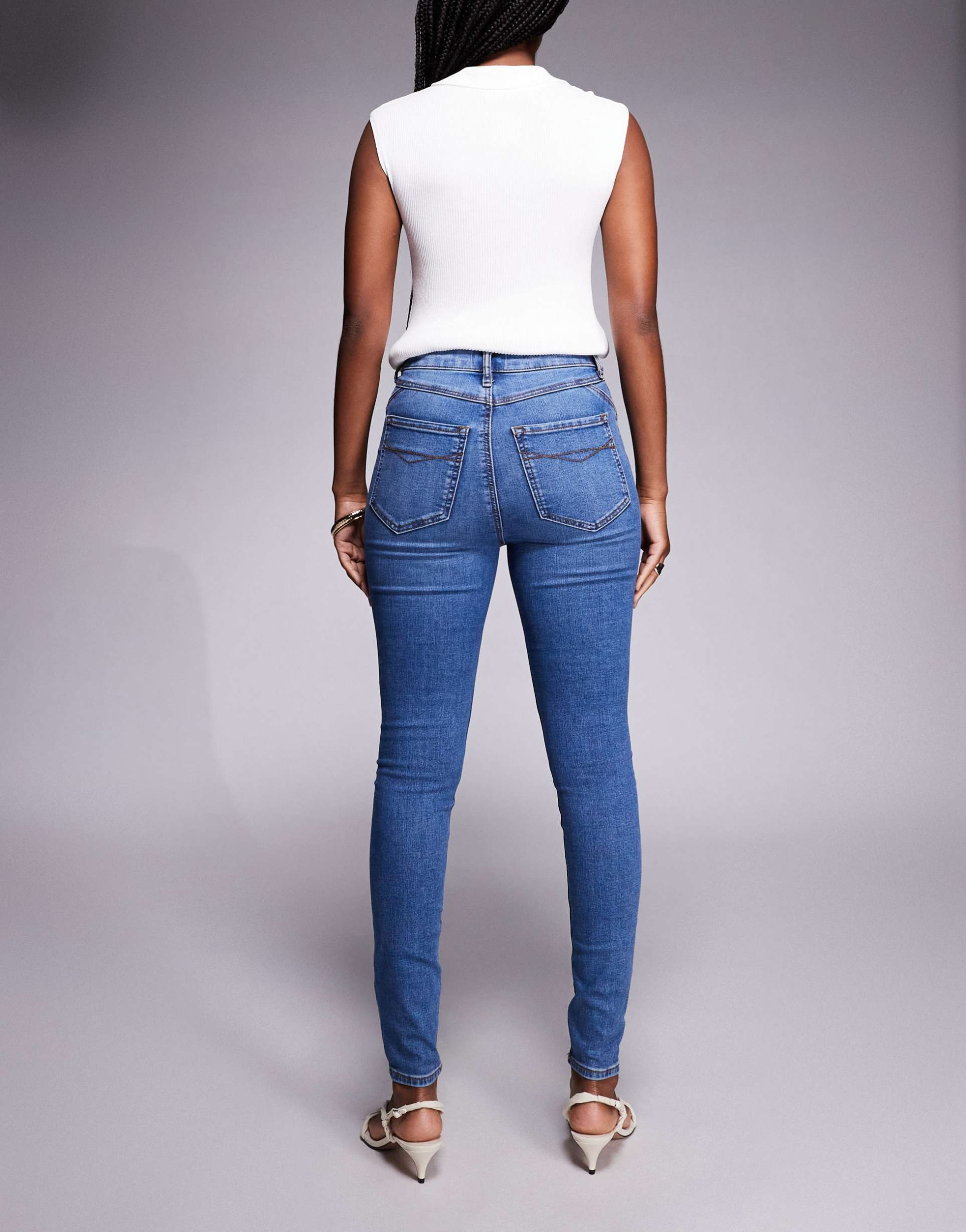 Skinny Jean in Medium Denim – Slim Fit Stretchable Jeans for Men in Pakistan | PRINDA