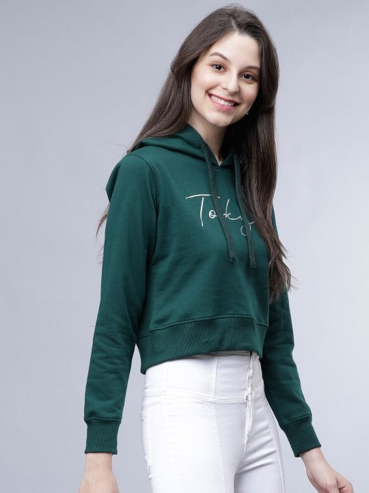 Women Green Printed Hooded Olive Green Hoodie – Stylish Winter Wear in Pakistan | PRINDA