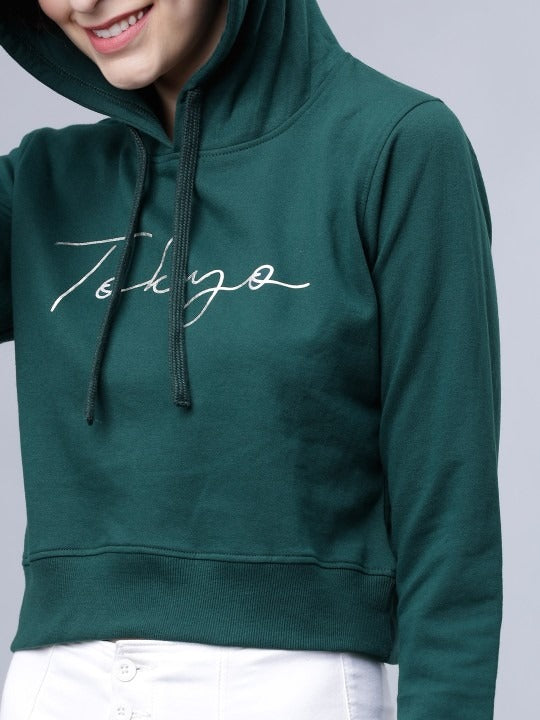 Women Green Printed Hooded Olive Green Hoodie – Stylish Winter Wear in Pakistan | PRINDA