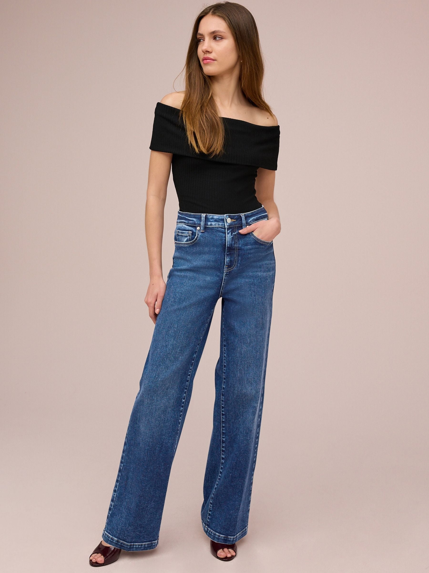 Women Dark Blue Wide Leg Jeans – Trendy High-Waist Denim for Everyday Wear in Pakistan | PRINDA