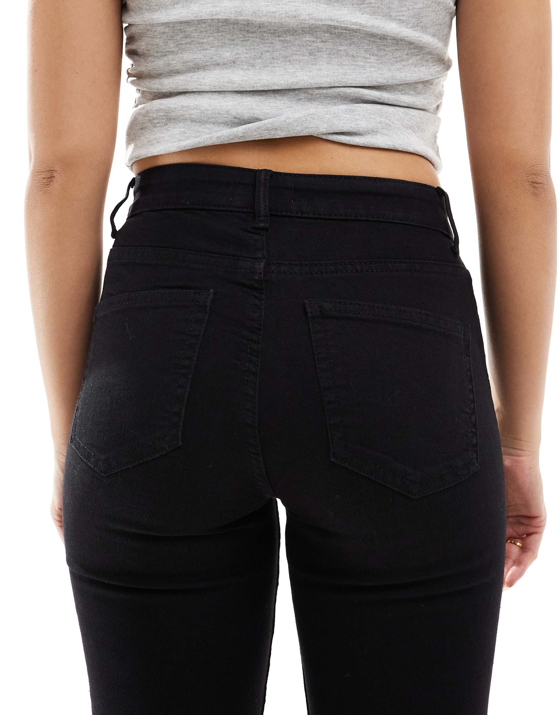 Skinny Jeans in Black – Slim Fit Stretchable Denim for Men in Pakistan | PRINDA