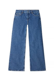 Women Low Waist Jeans – Trendy Low-Rise Denim for Men & Women in Pakistan | PRINDA