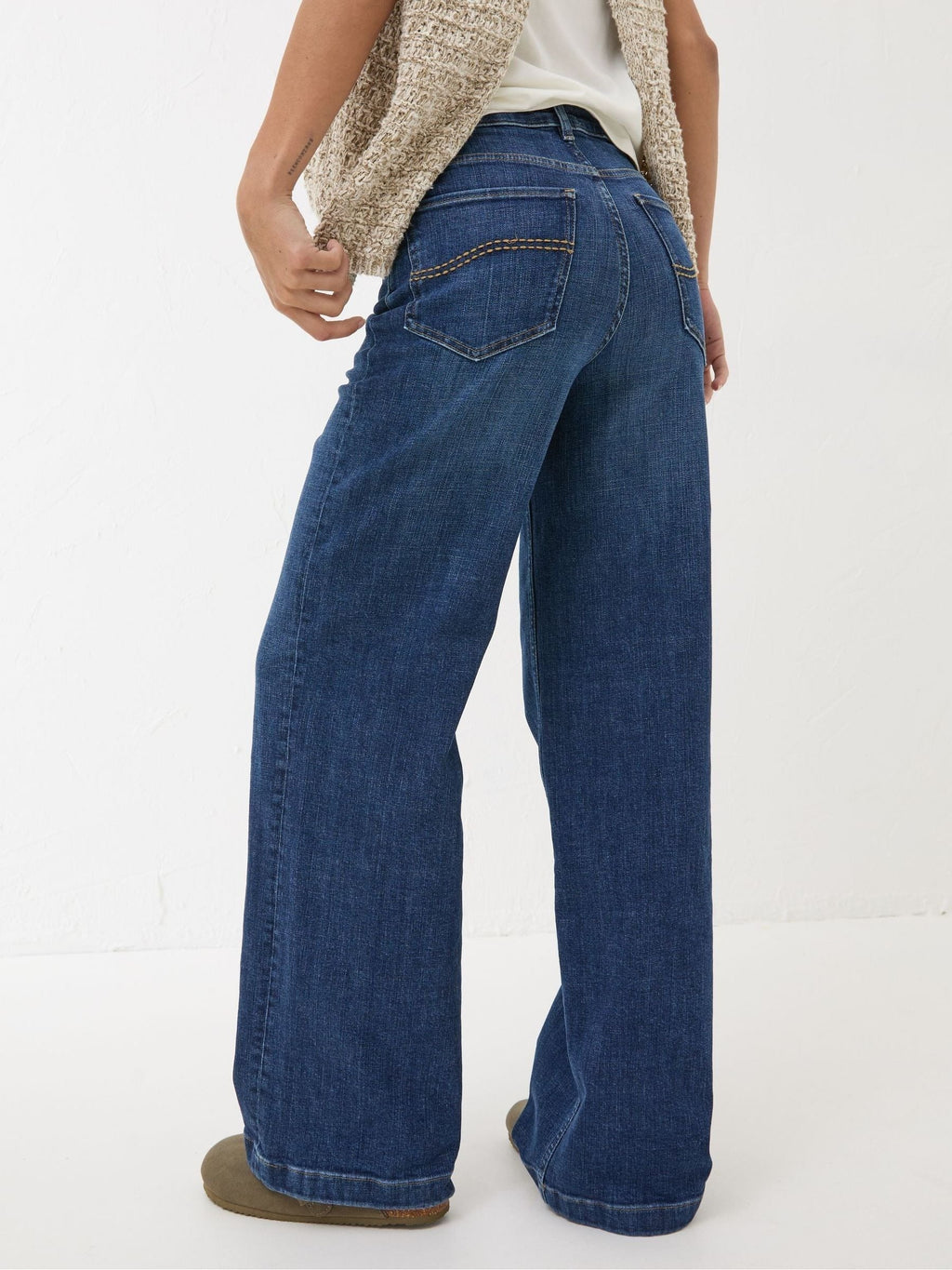 Women Fat FPRINDA Welling Blue Wide Leg Jeans – Trendy High Waist Denim for Pakistan | PRINDA