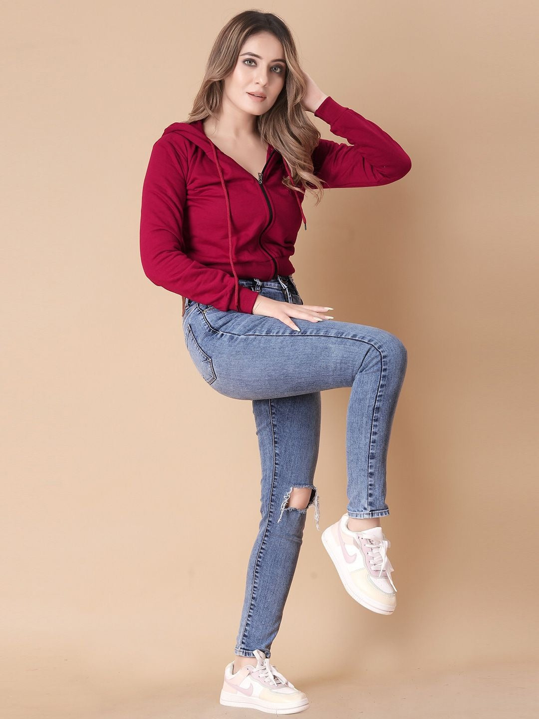 Women Solid Hooded Cropped Zipper Hoodie – Cropped Zip-Up, Breathable & Travel-Ready | PRINDA