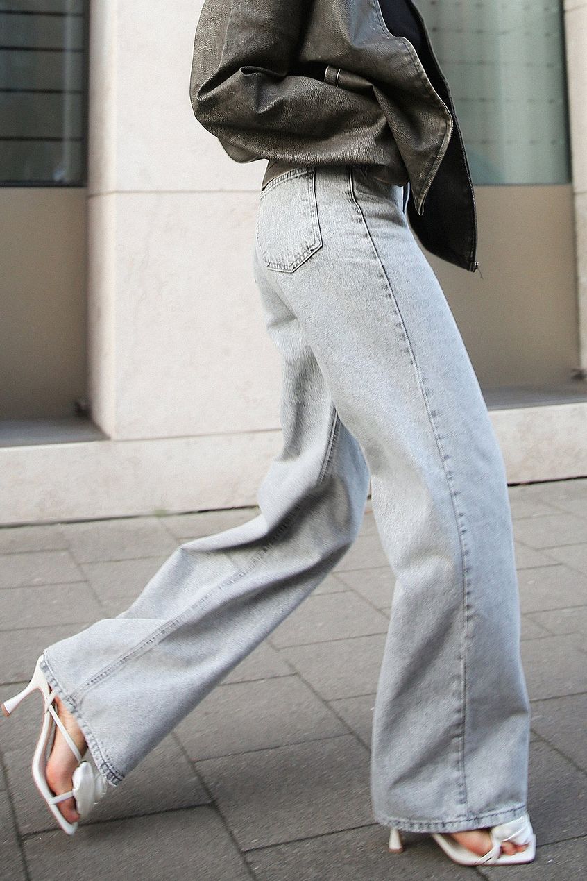 Women Wide High Waist Jeans – Flattering Wide-Leg High-Rise Denim for Pakistan | PRINDA (Copy)