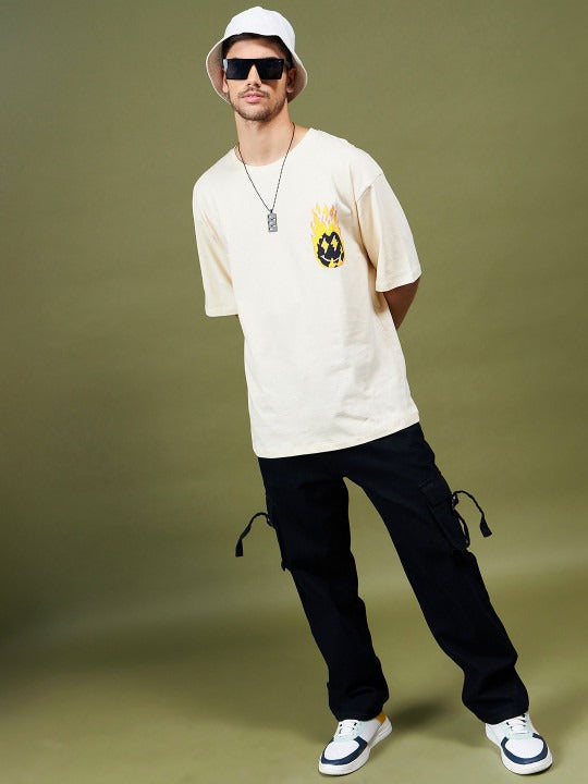 Unisex Typography Printed Pockets Boxy T-shirt – Trendy Streetwear in Pakistan | PRINDA