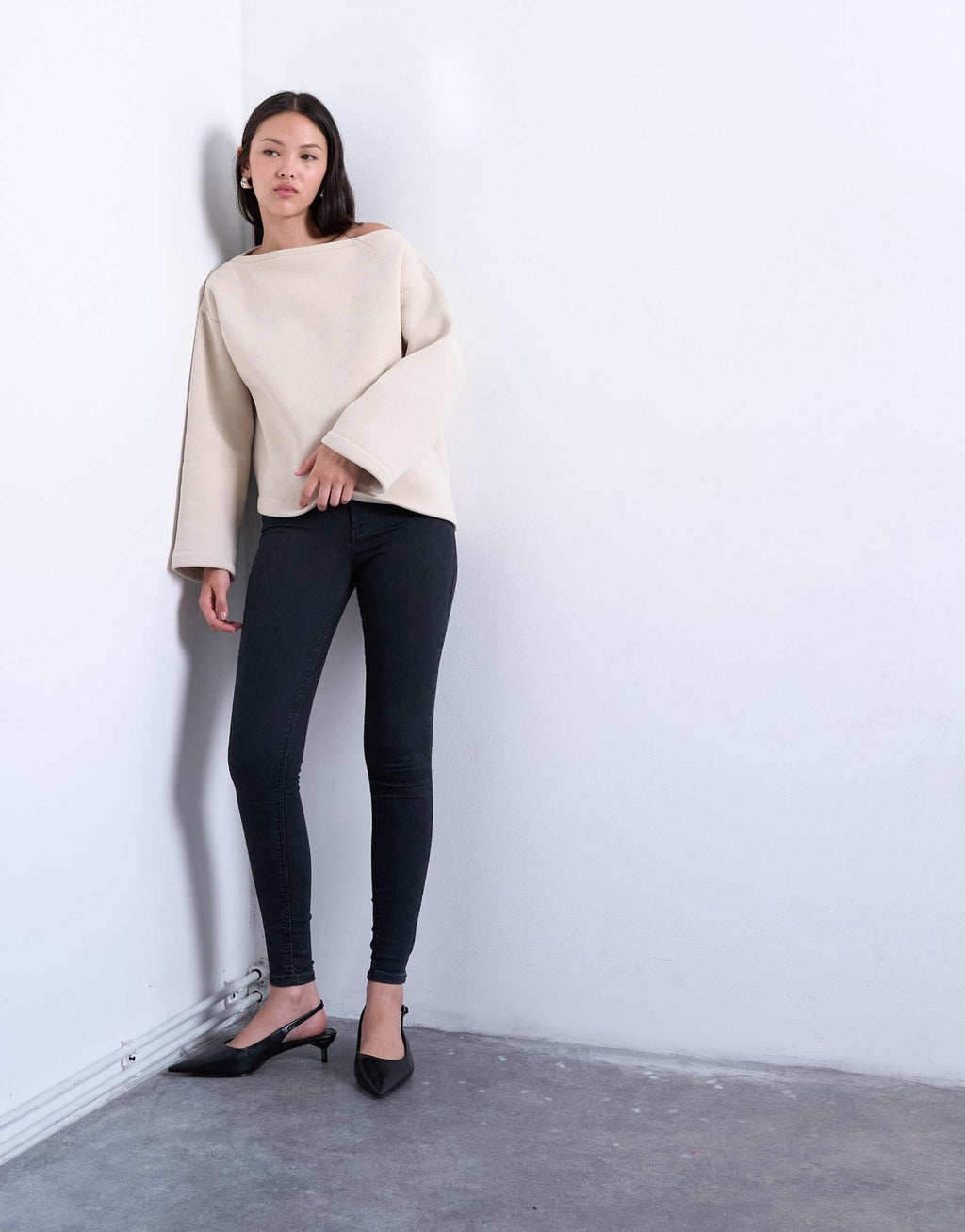 Women Skinny High Rise Jeans in Washed Black – Premium Stretch Fit | PRINDA