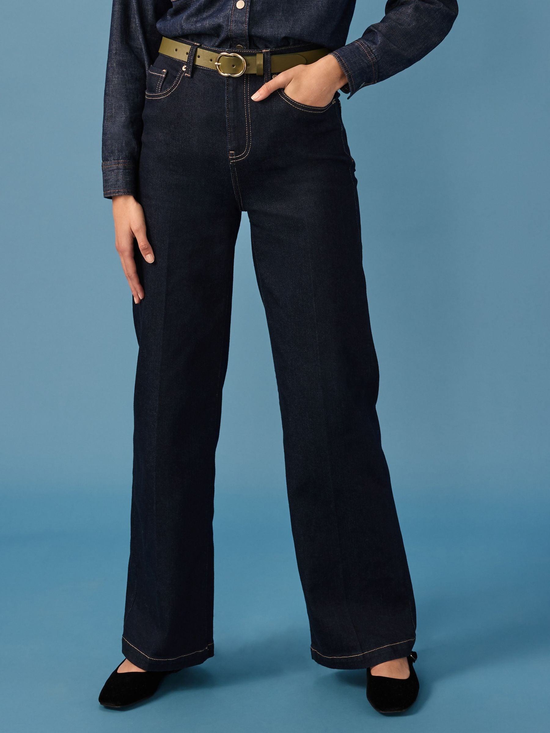 Women Rinse Blue Wide Leg Jeans – High Waist Loose Fit Denim for Everyday Wear in Pakistan | PRINDA
