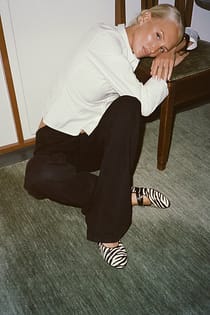 Women Mid Waist Straight Denim Jeans – Mid-Rise Straight Fit, Comfortable Everyday Denim | PRINDA