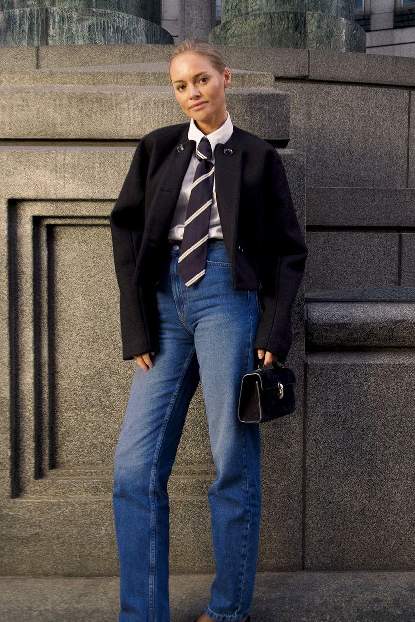 Women Straight High Waist Jeans – High-Rise Straight Leg Denim for Everyday Pakistan | PRINDA