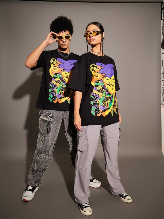 Unisex Black Graphic Printed Pure Cotton Oversized T-shirt – Trendy Streetwear for Men & Women in Pakistan | PRINDA