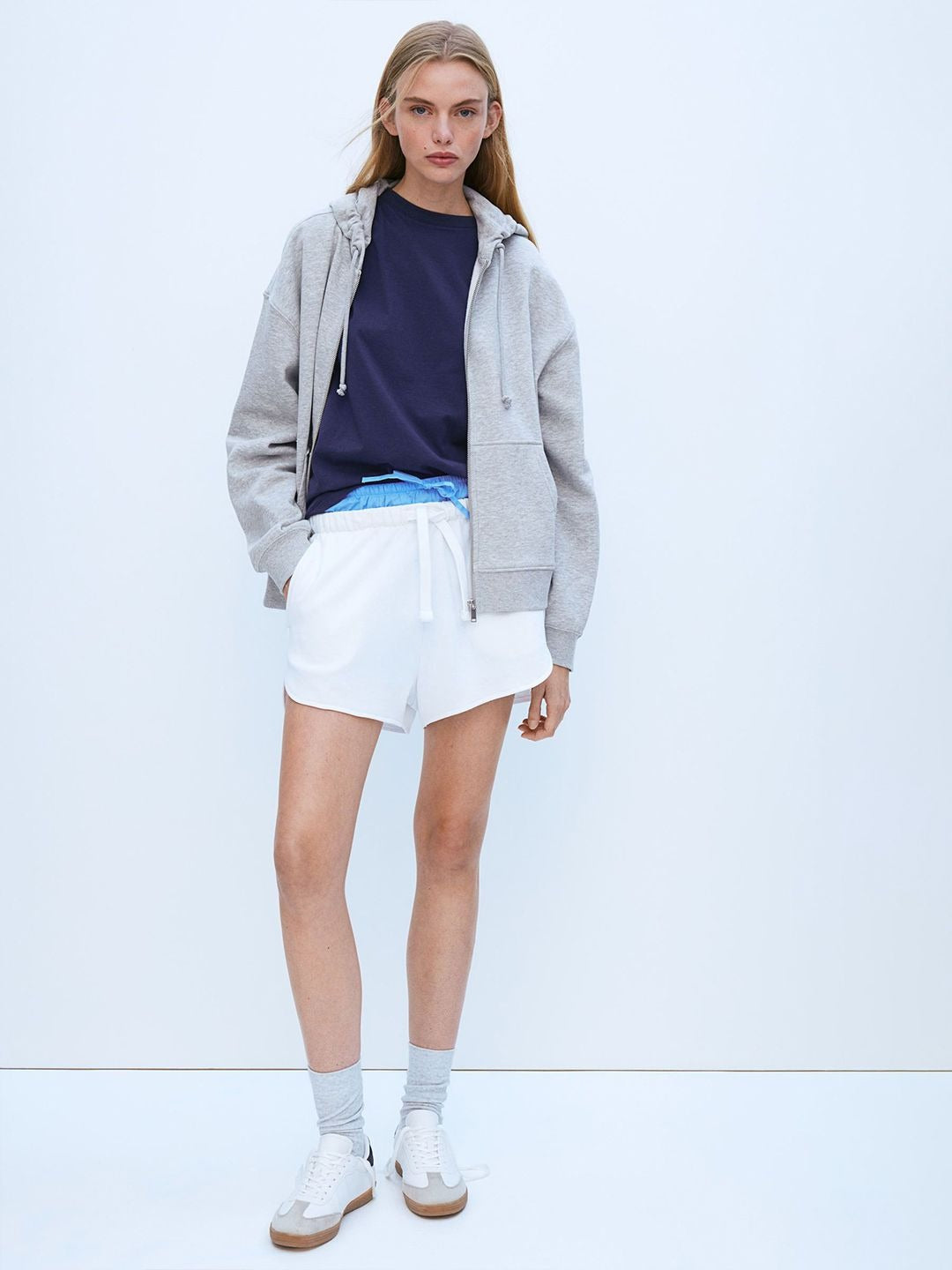 Women Zip-Through Hoodie – Lightweight Breathable Zip-Up Hoodie for Pakistan | PRINDA