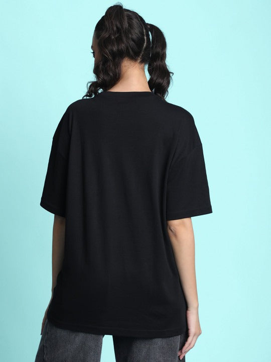 Unisex Printed Extended Sleeves Oversized T-Shirt – Trendy Cotton Streetwear for Pakistan | PRINDA
