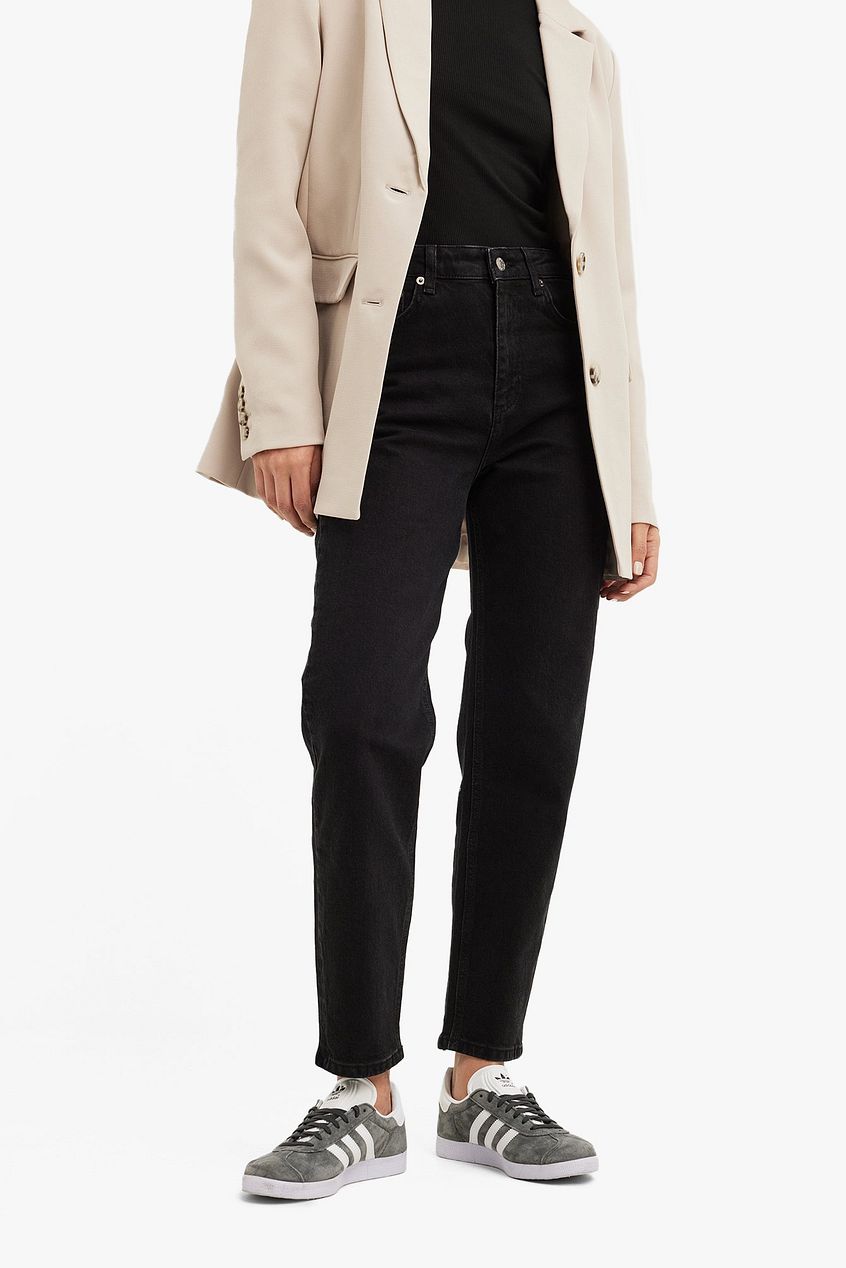 Mom High Waist Jeans for Women – Flattering High-Rise, Vintage Taper & Everyday Comfort in Pakistan | PRINDA