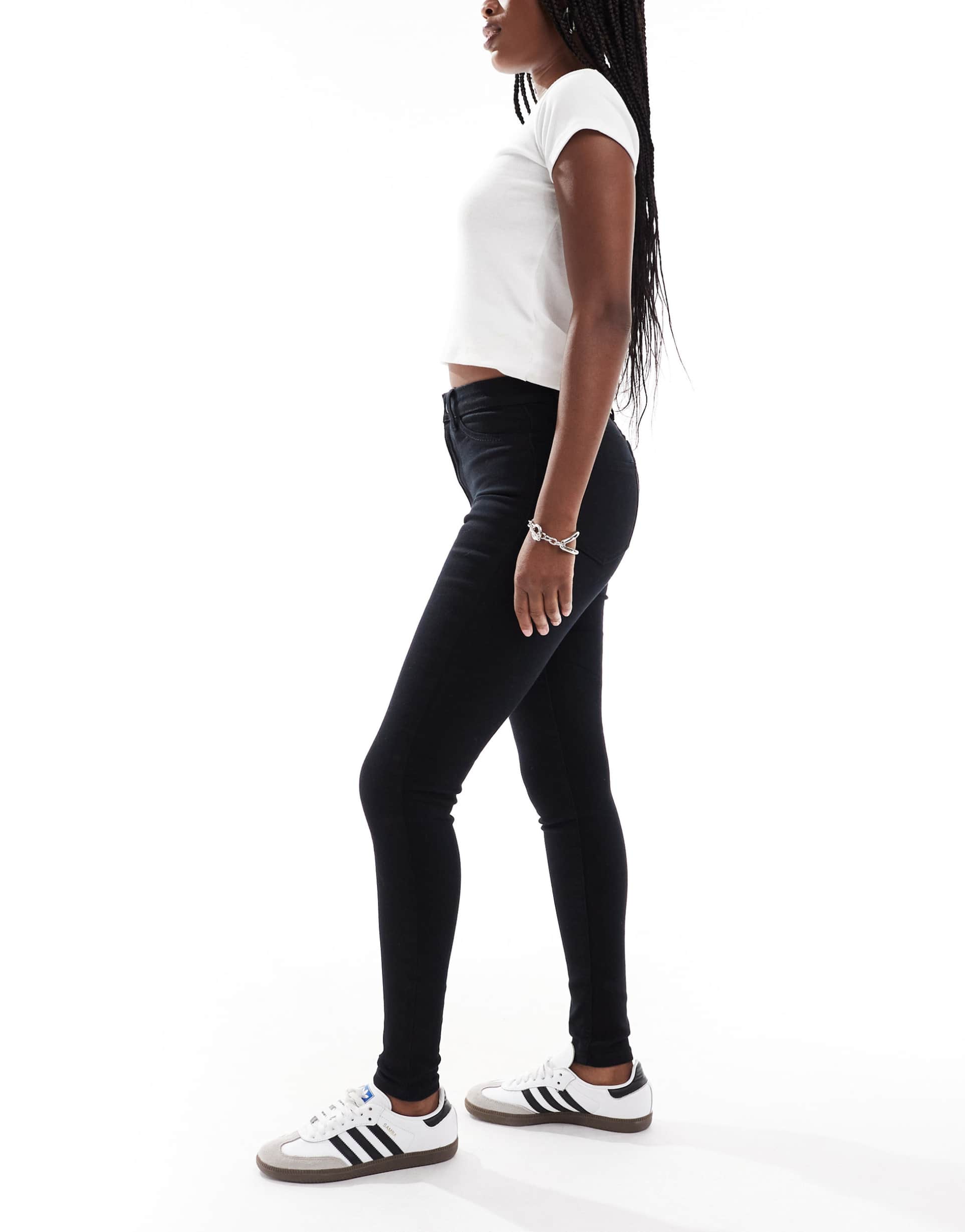 Skinny Jean in Black – Stretchable Slim Fit Denim for Men in Pakistan | PRINDA