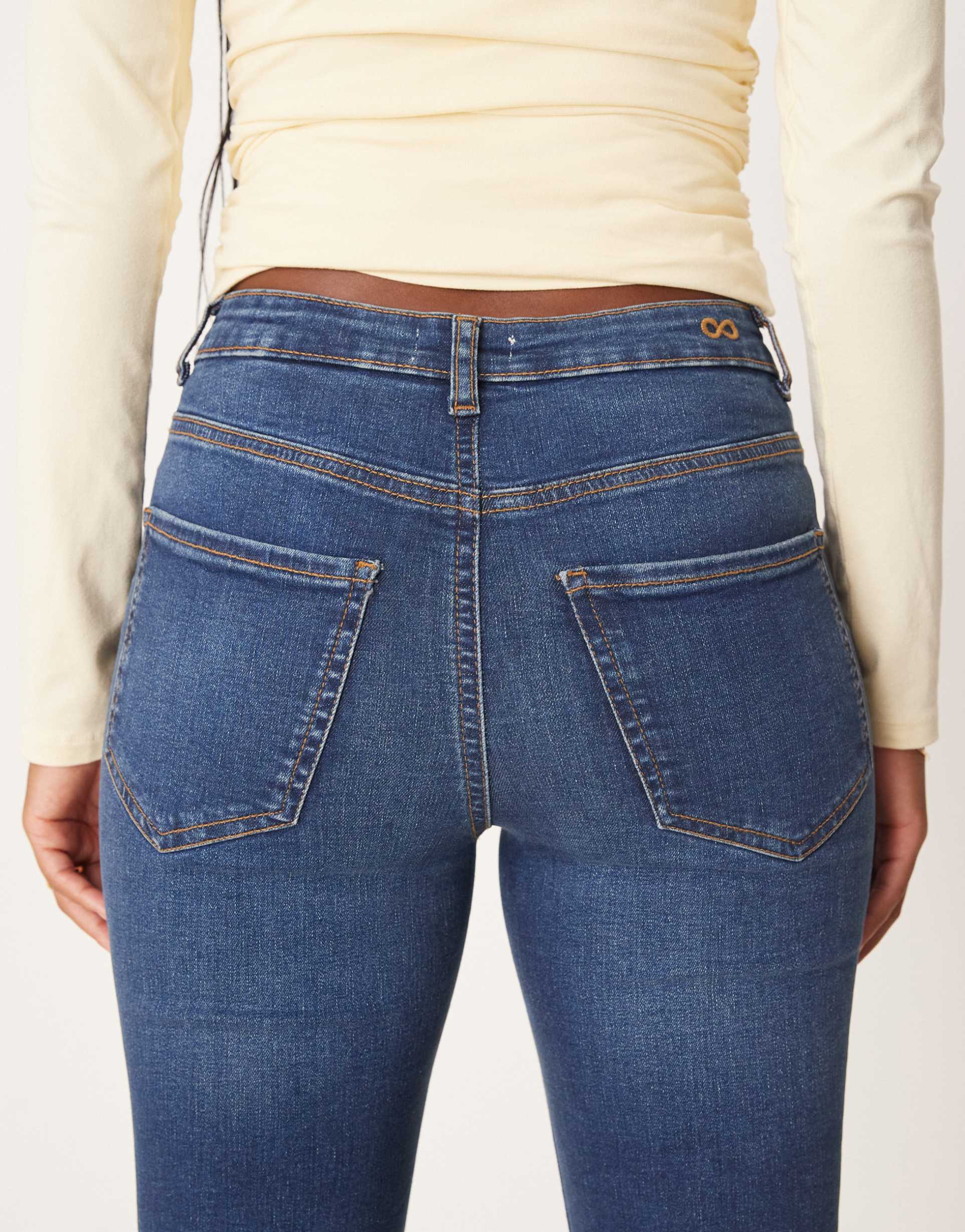Skinny Jeans in Mid Blue Denim – Slim Fit Stretchable Jeans for Men in Pakistan | PRINDA