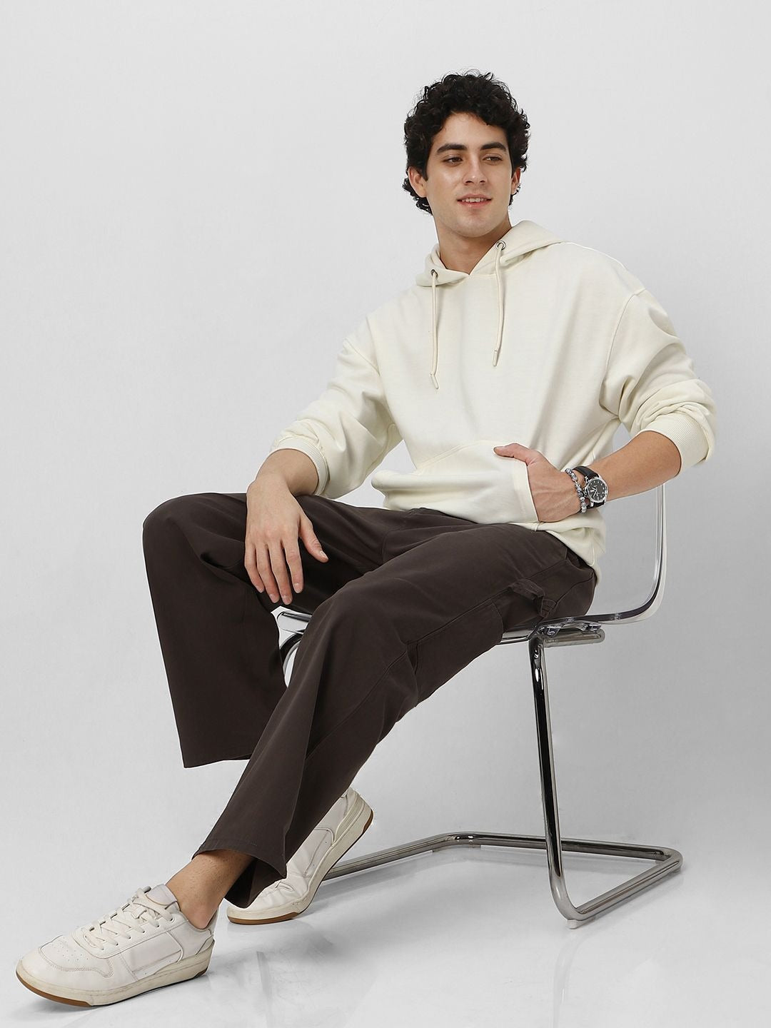 Men Solid Oversized Hooded Neck Sweatshirt – Baggy Fit Winter Hoodie for Men in Pakistan | PRINDA